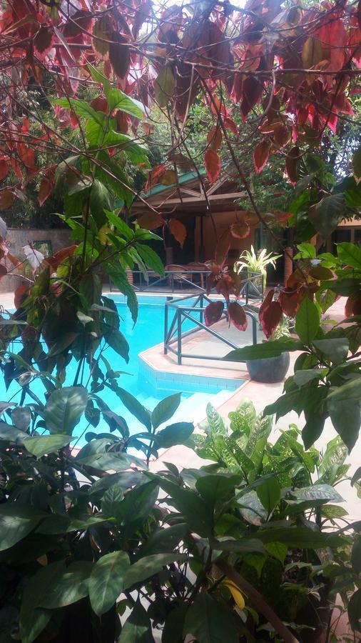 Ngorongoro Lodge Карату Экстерьер фото