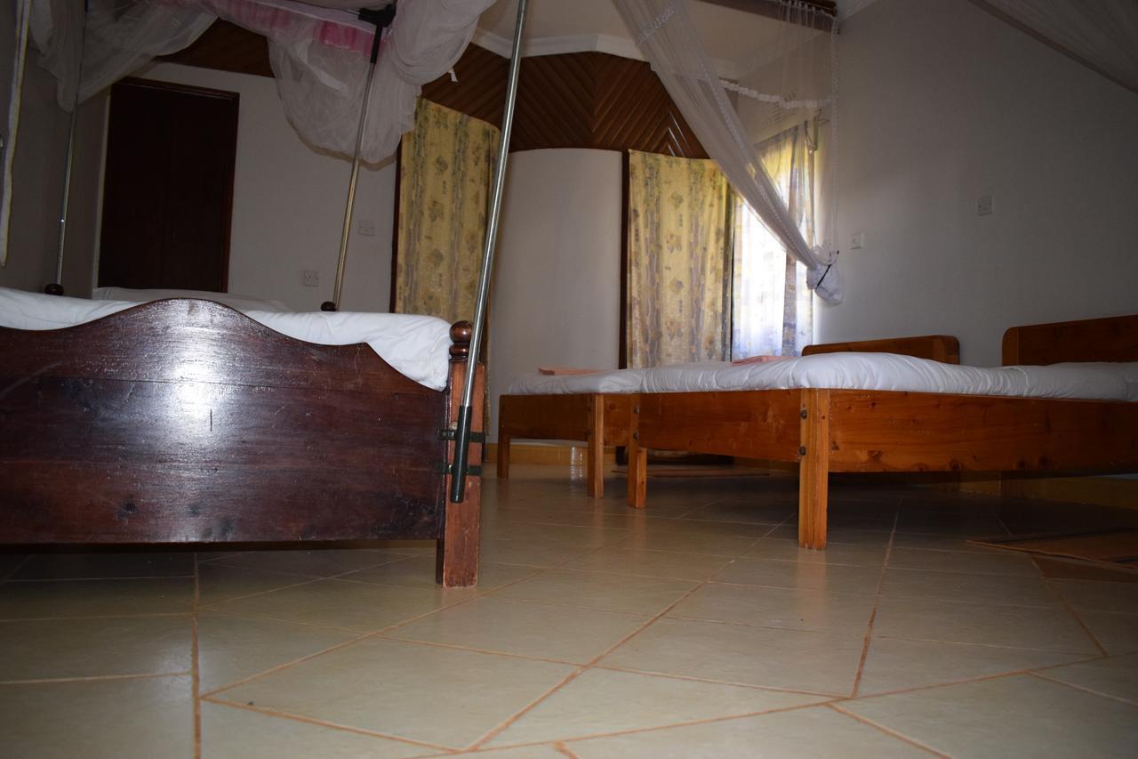 Ngorongoro Lodge Карату Экстерьер фото